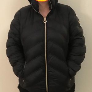 Michael Kors Jackets & Coats - Michael Kors Packable Down filed jacket Michael Kors Jackets & Coats - Michael Kors Packable Down filed jacket